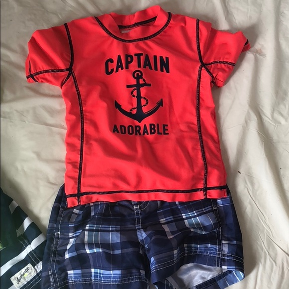 2 Carters Boy swim outfits - Picture 3 of 7